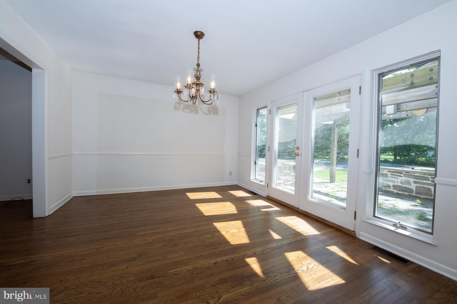 1400 Glenhardie Road Wayne, PA 19087 - Photo 9 of 29 Dining Room