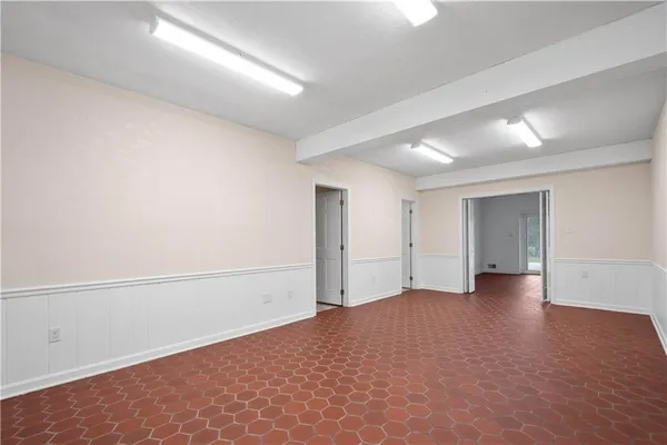 an empty room with a empty space