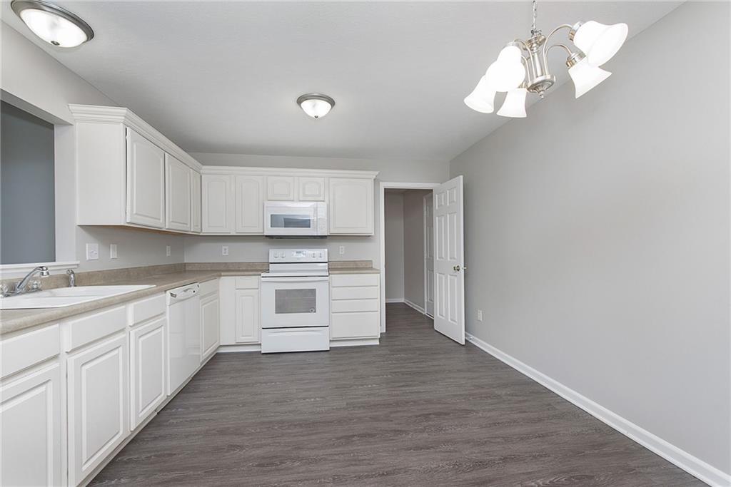 5603 Rambling Drive Indianapolis, IN 46239 - Photo 4 of 28 Gallery Image 4