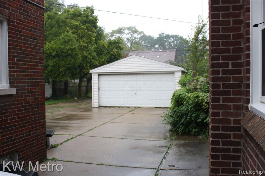 4338 Devonshire Road Detroit, MI 48224 - Photo 2 of 13 IMG_5170.JPG