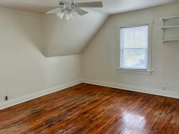 $1,300 | 254 Edward Street, Sycamore, IL 60178