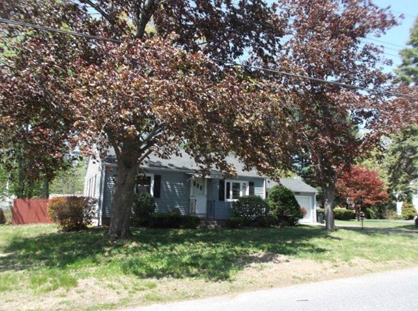 38 Northway Drive Springfield, MA 01119 - Photo 2 of 28