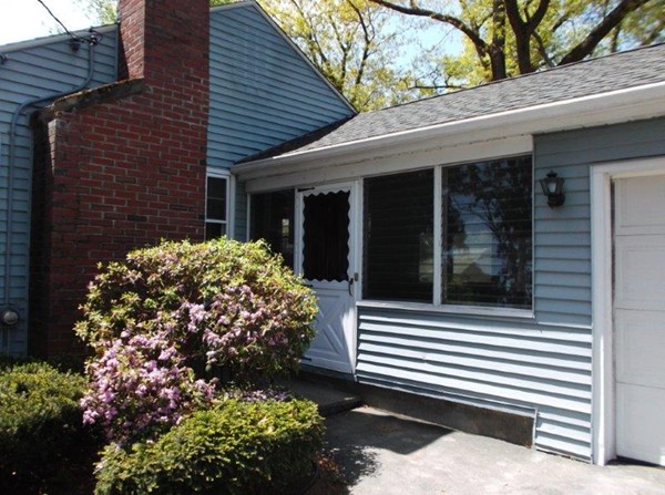 38 Northway Drive Springfield, MA 01119 - Photo 8 of 28