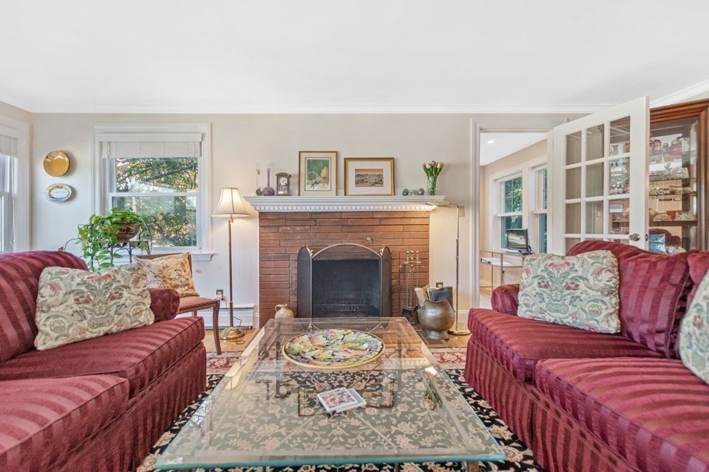 10 Albamont Road Winchester, MA 01890 - Photo 7 of 33 Gallery Image 7