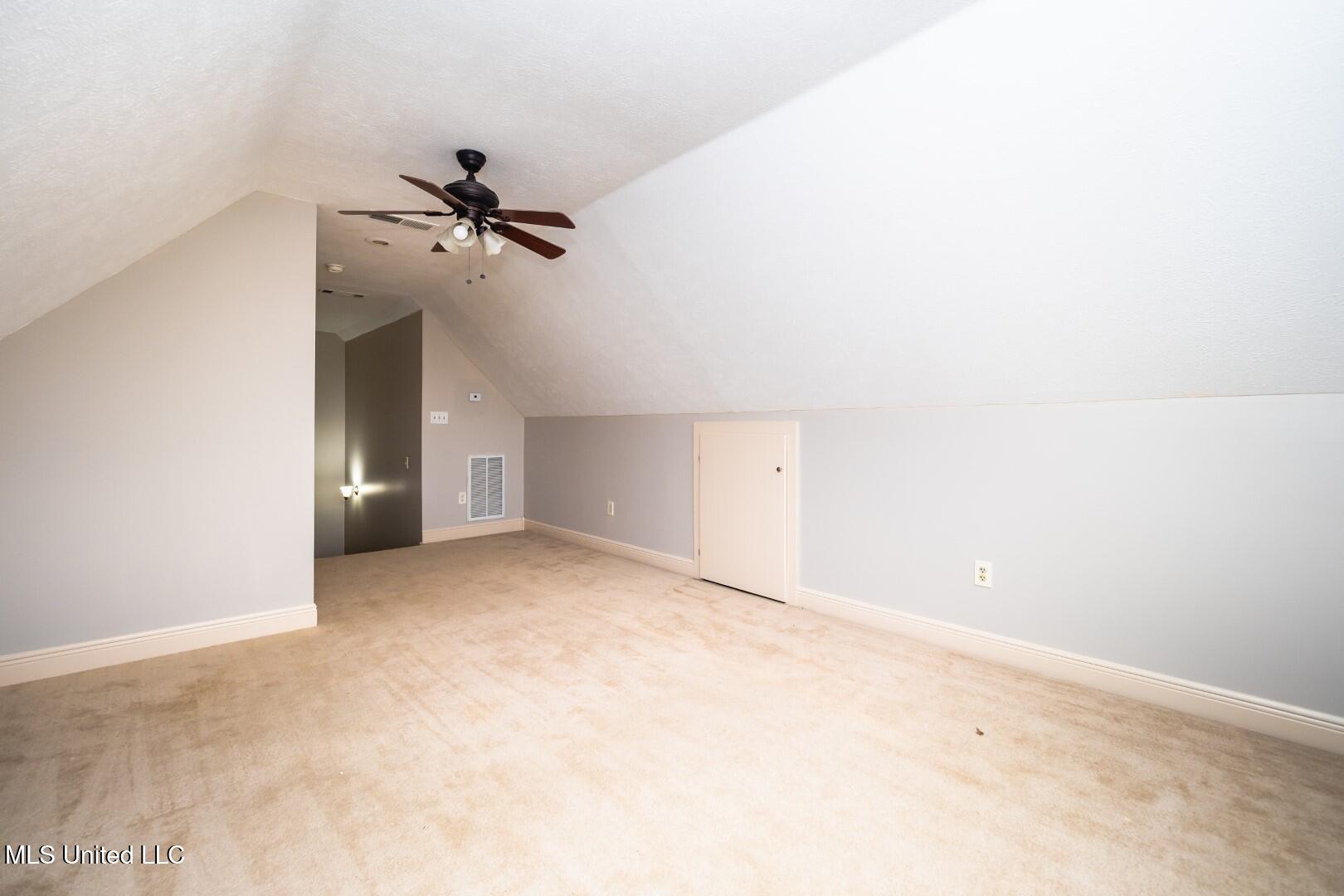 106 Wells Court Canton, MS 39046 - Photo 29 of 29 P3020032