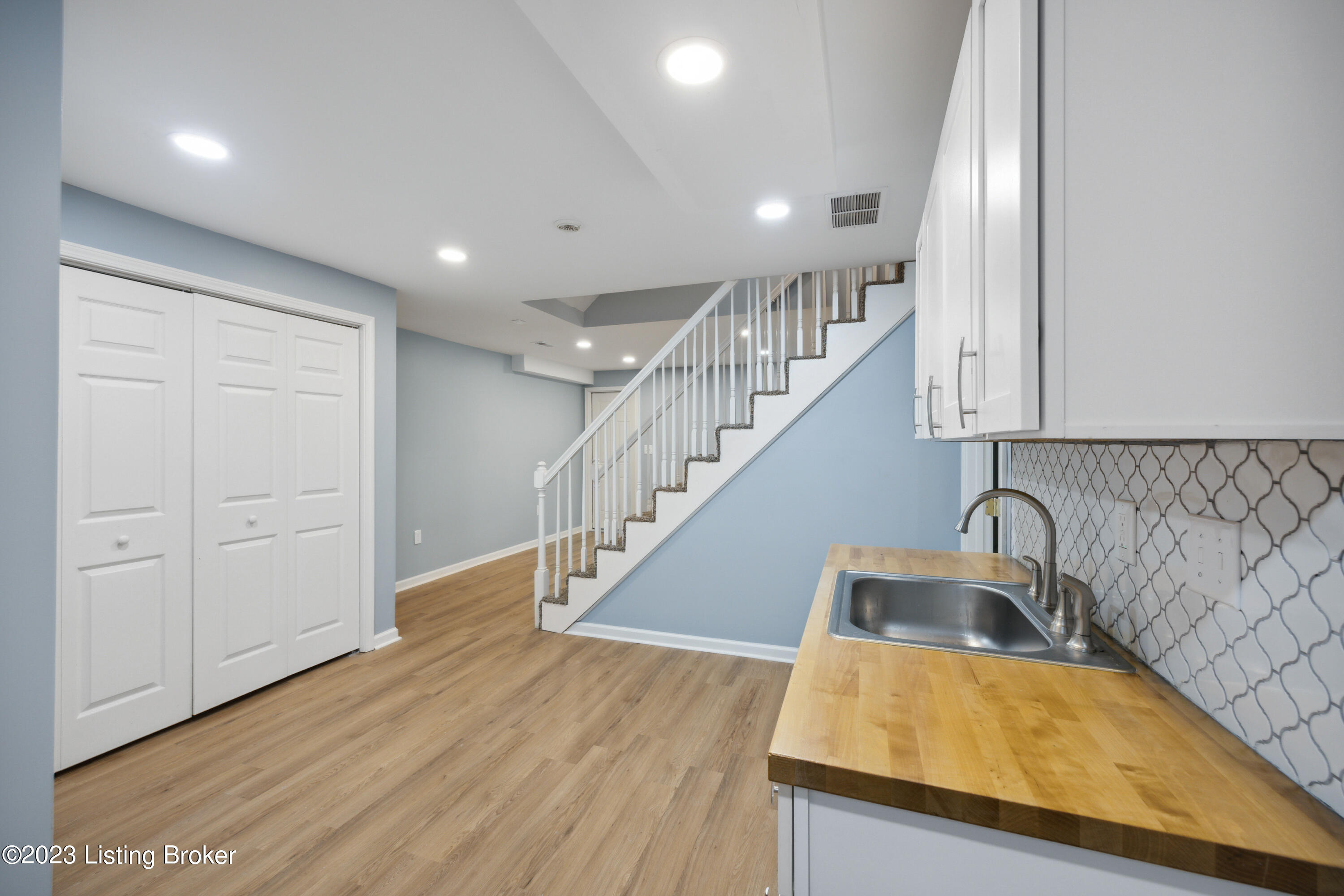 7604 Charron Road Louisville, KY 40220 - Photo 47 of 54 44
