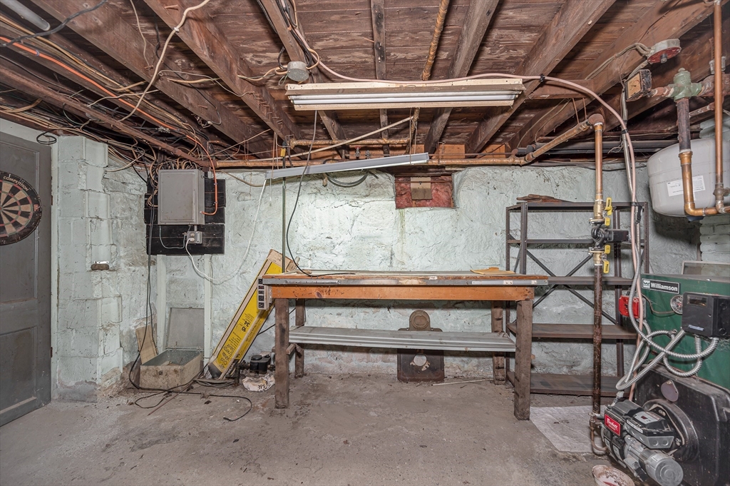 126 Groton Road Chelmsford, MA 01863 - Photo 28 of 38