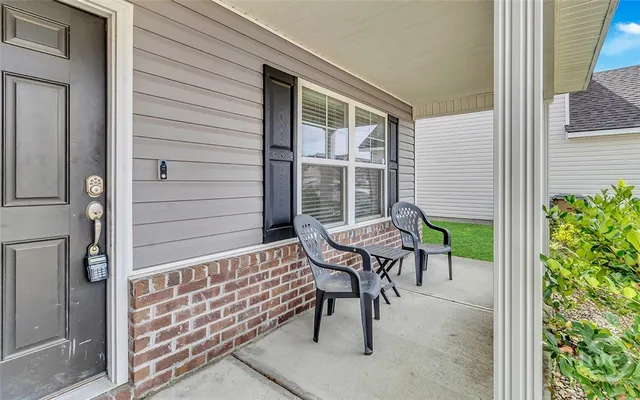 $2,300 | 40 Burnt Oak Road, Port Wentworth, GA 31407