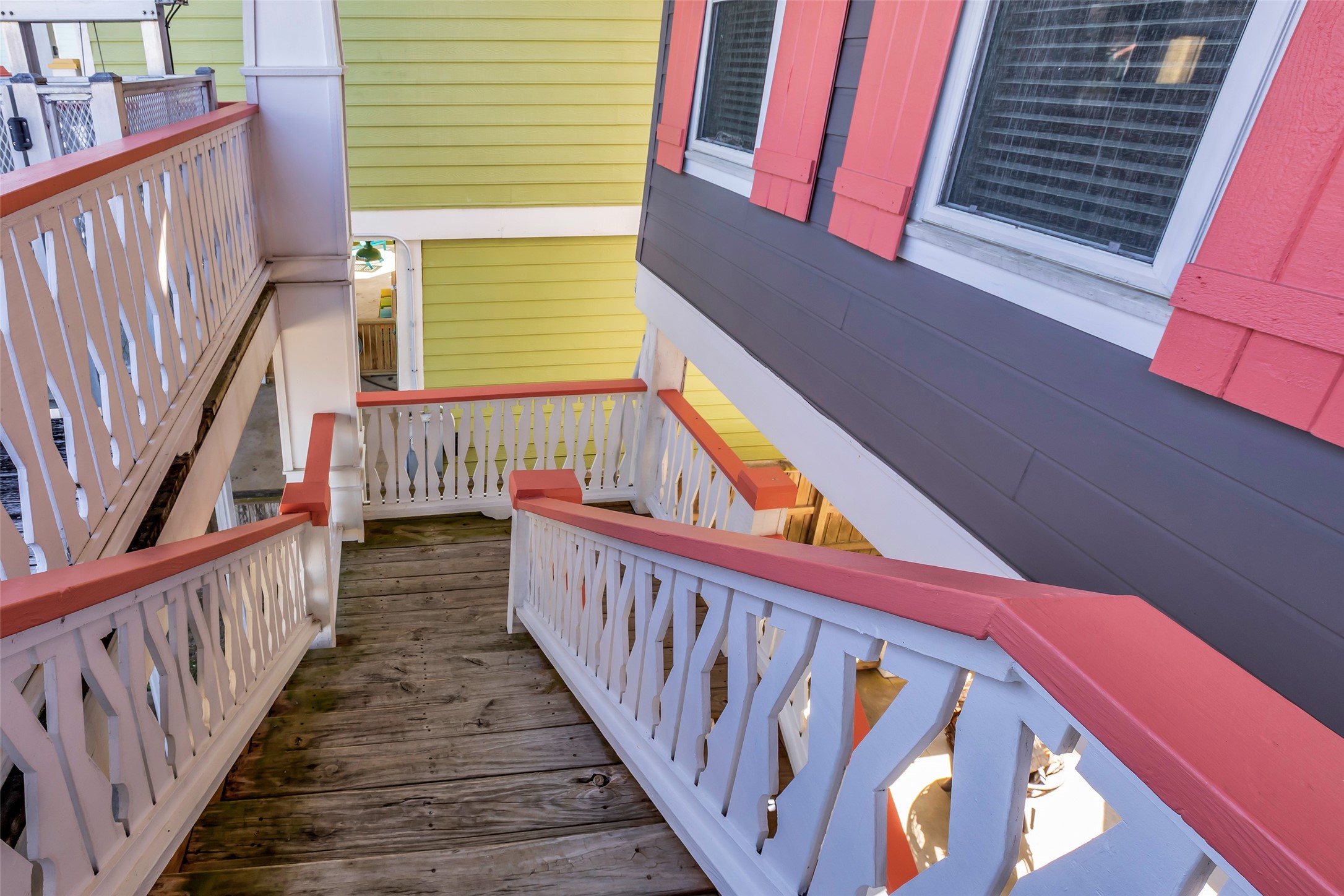 911 Tidelands Crystal Beach, TX 77650 - Photo 6 of 25 a view of stairs