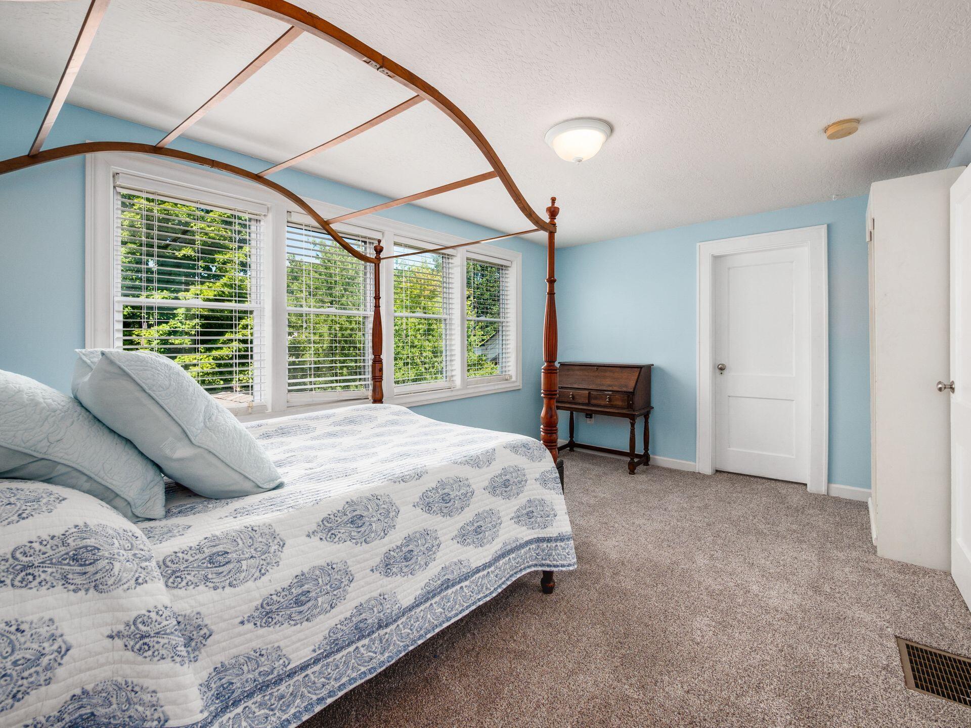 178 North Ardmore Road Columbus, OH 43209 - Photo 23 of 44
