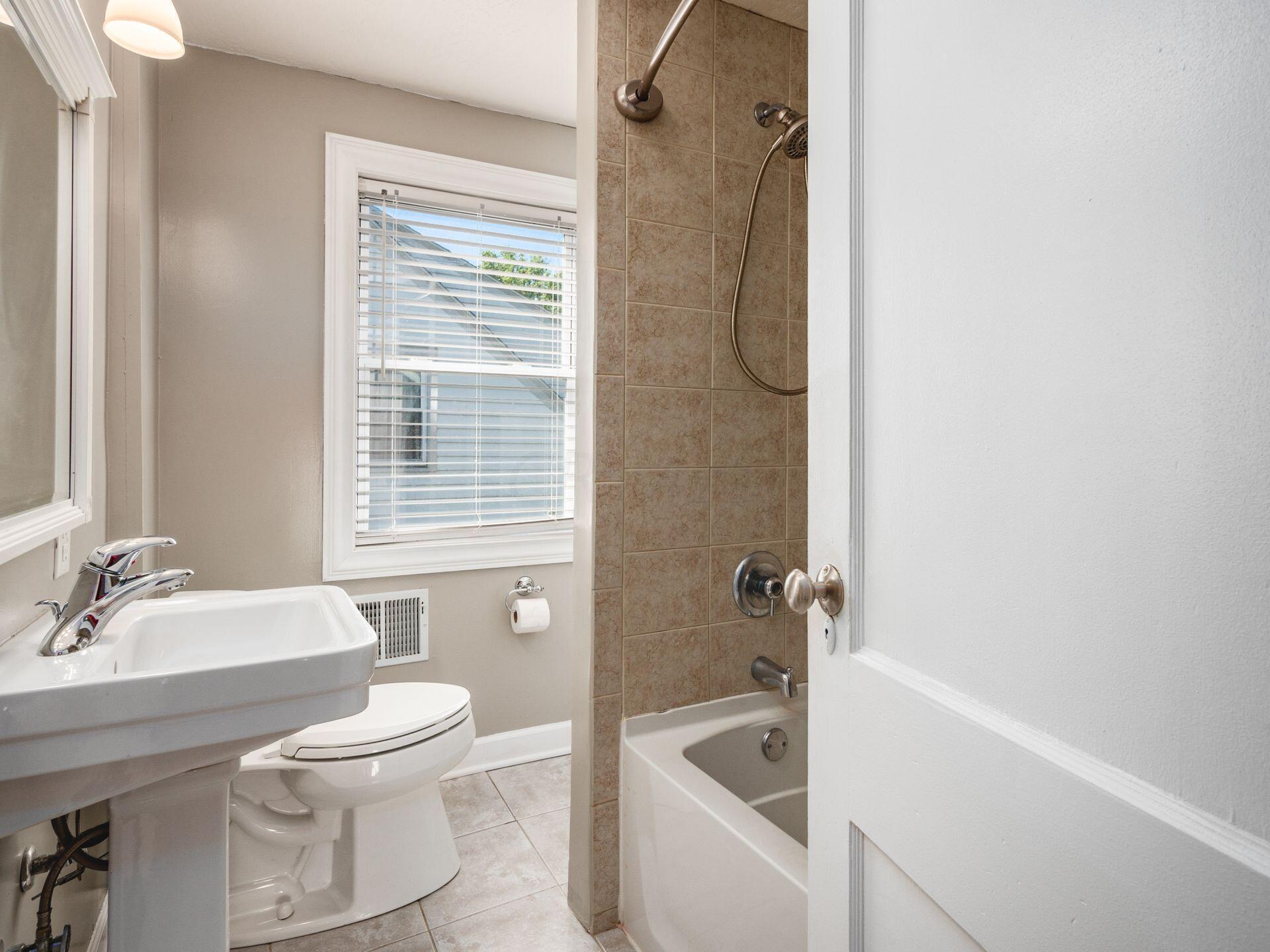 178 North Ardmore Road Columbus, OH 43209 - Photo 30 of 44