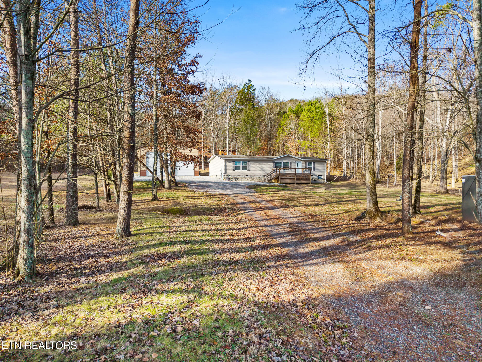 185 Bivens Road Tellico Plains, TN 37385 - Photo 4 of 34 185 Bivens Rd-22