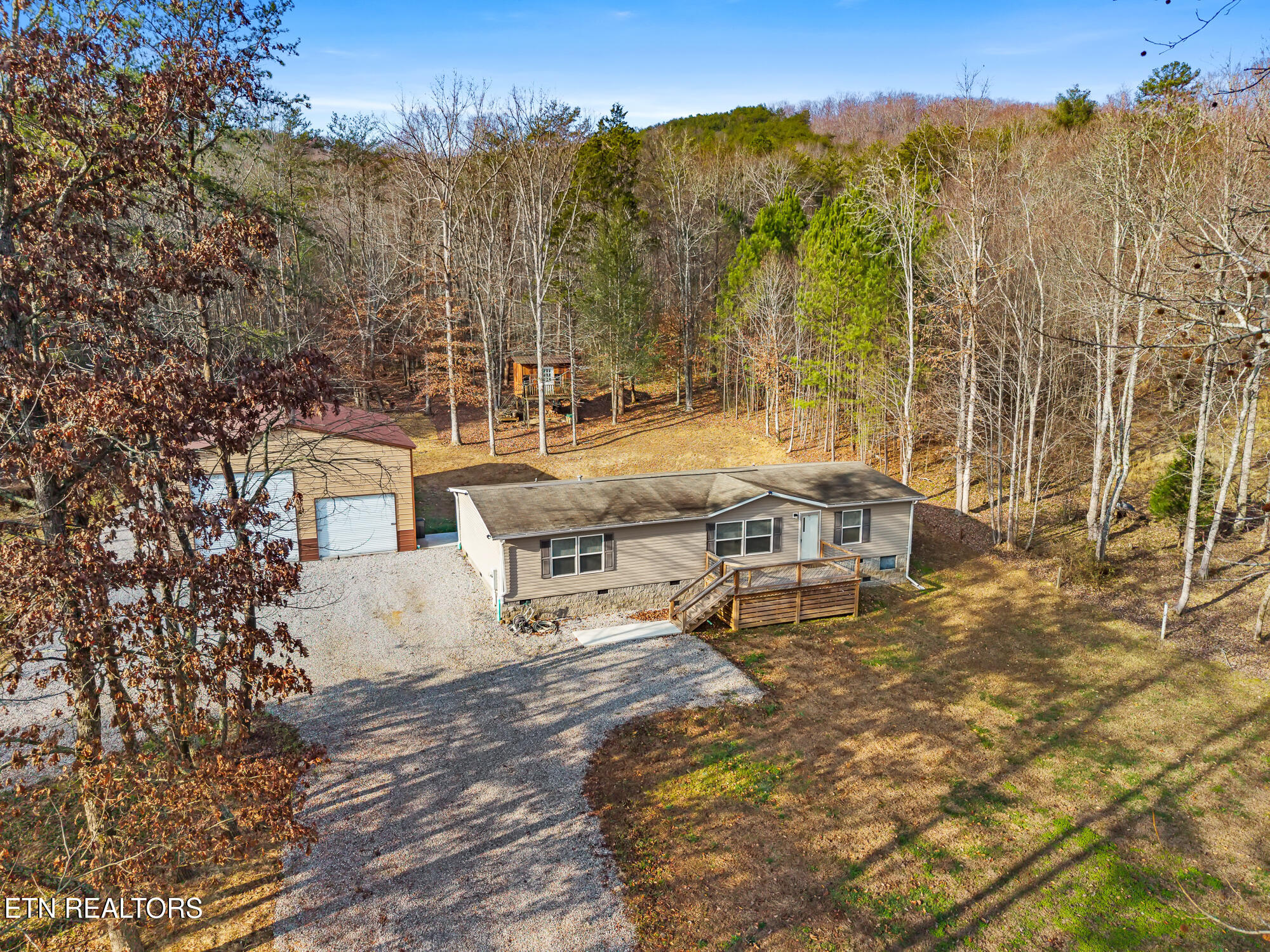 185 Bivens Road Tellico Plains, TN 37385 - Photo 8 of 34 185 Bivens Rd-36