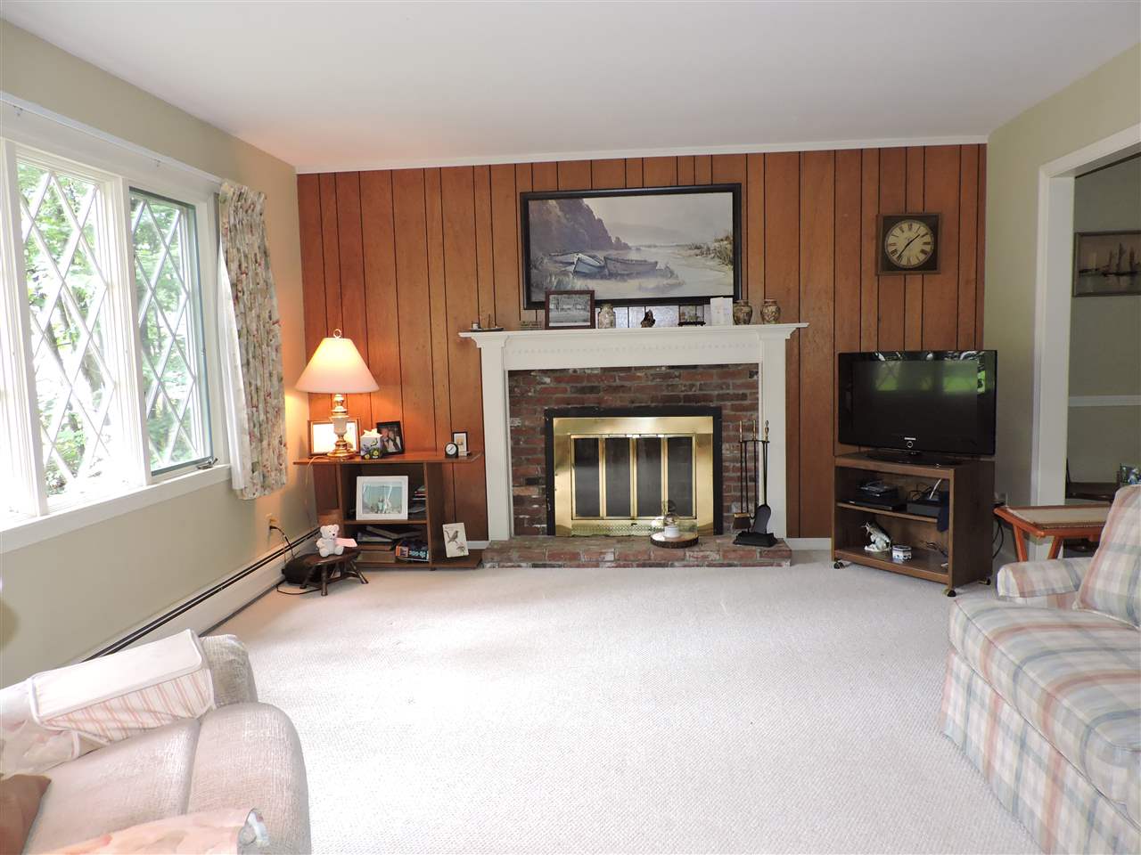 26 Ridgewood Road Hopkinton, NH 03229 - Photo 4 of 17