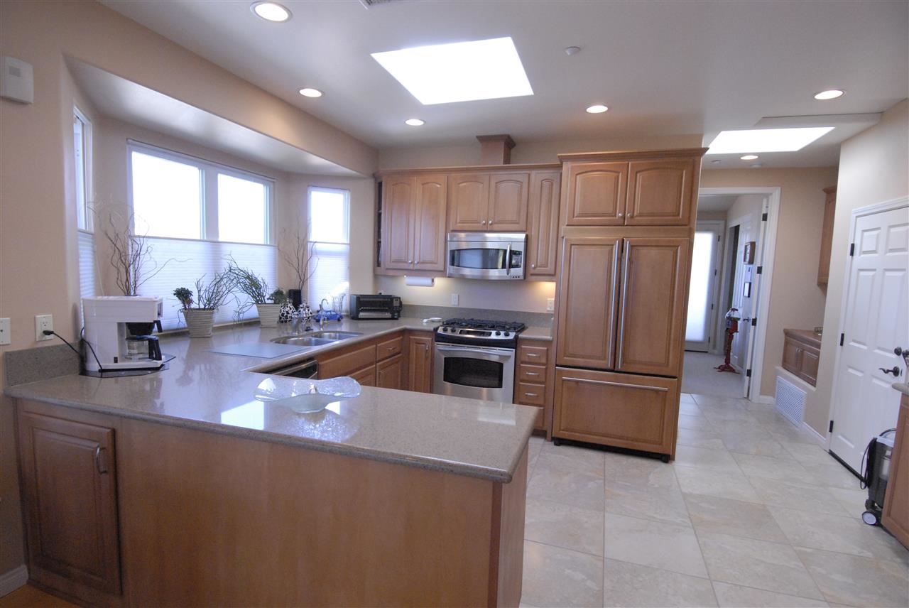 121 3rd Street Encinitas, CA 92024 - Photo 6 of 18
