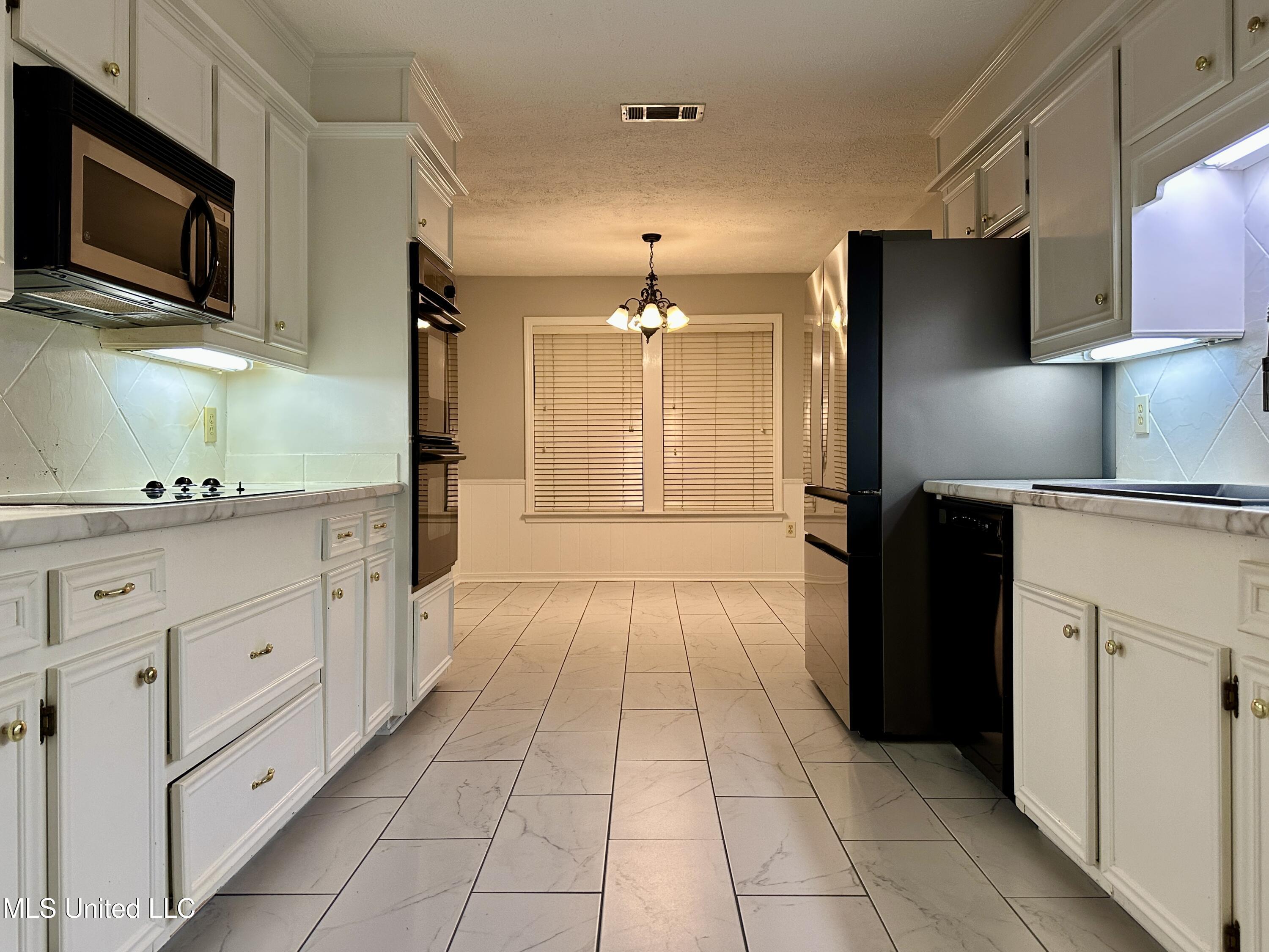 109 Camp Garaywa Road Clinton, MS 39056 - Photo 15 of 60 IMG_1227