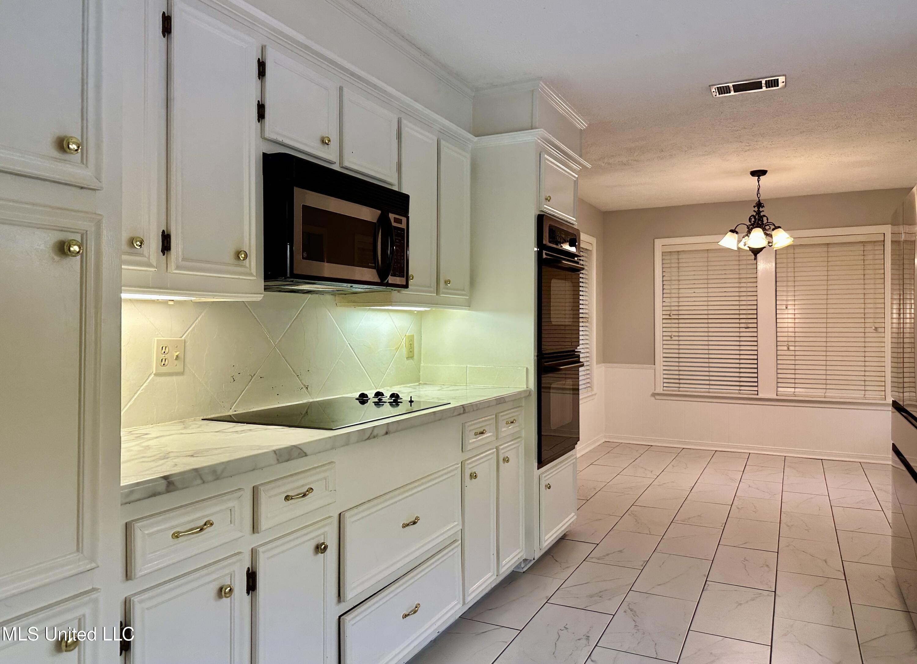 109 Camp Garaywa Road Clinton, MS 39056 - Photo 16 of 60 IMG_1168