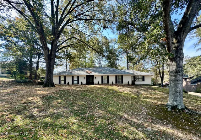 $325,000 | 109 Camp Garaywa Road, Clinton, MS 39056