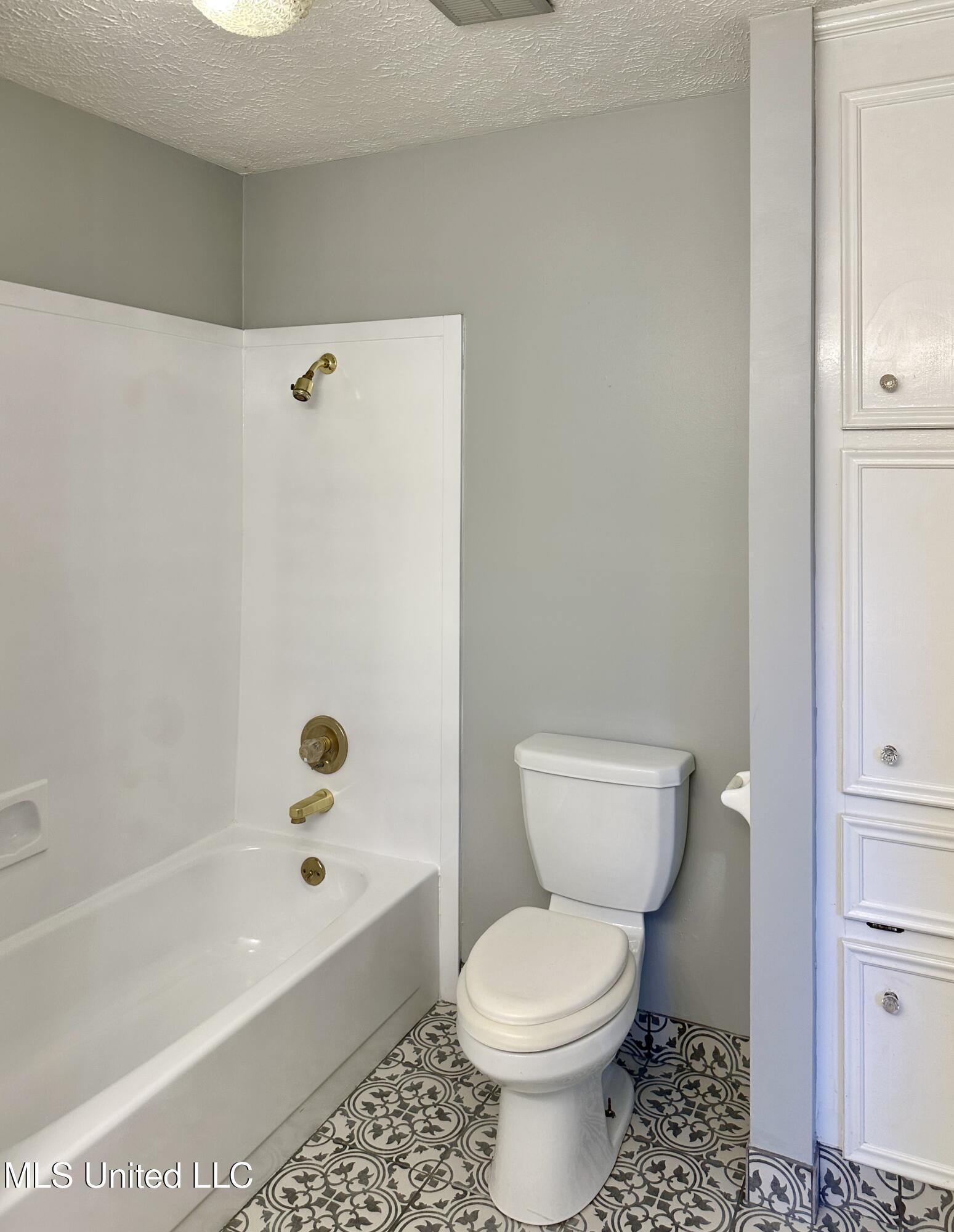 109 Camp Garaywa Road Clinton, MS 39056 - Photo 38 of 60 IMG_1206