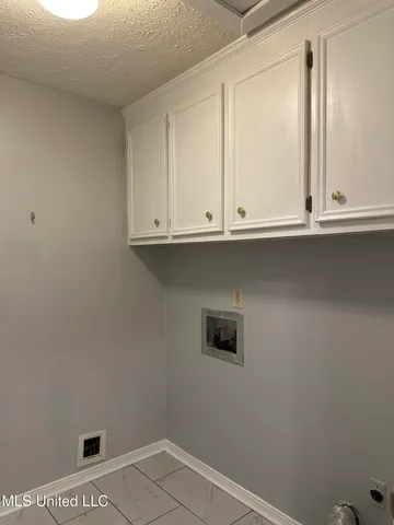 $325,000 | 109 Camp Garaywa Road, Clinton, MS 39056