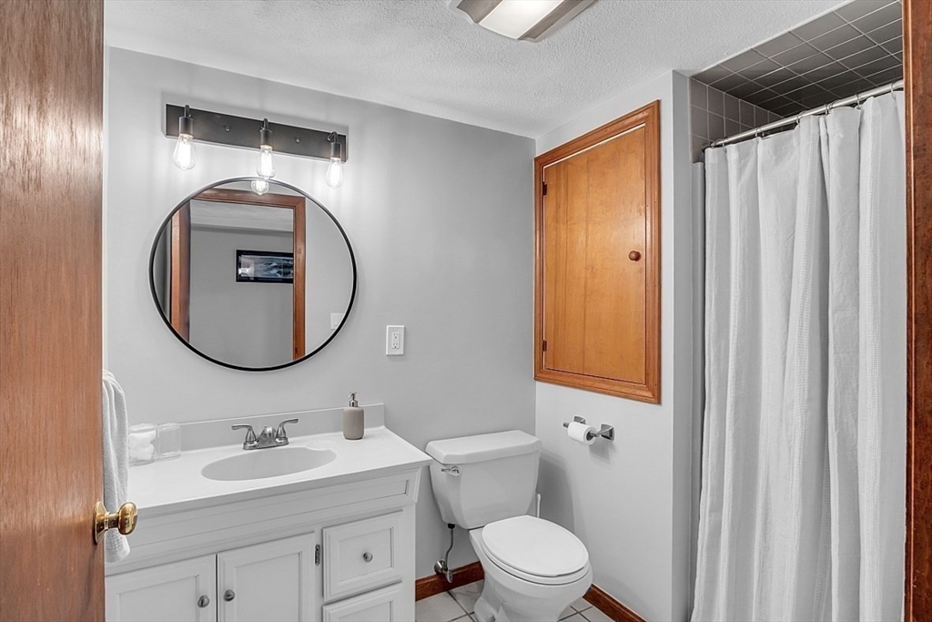 62 Longfellow Road Reading, MA 01867 - Photo 27 of 41 Gallery Image 27