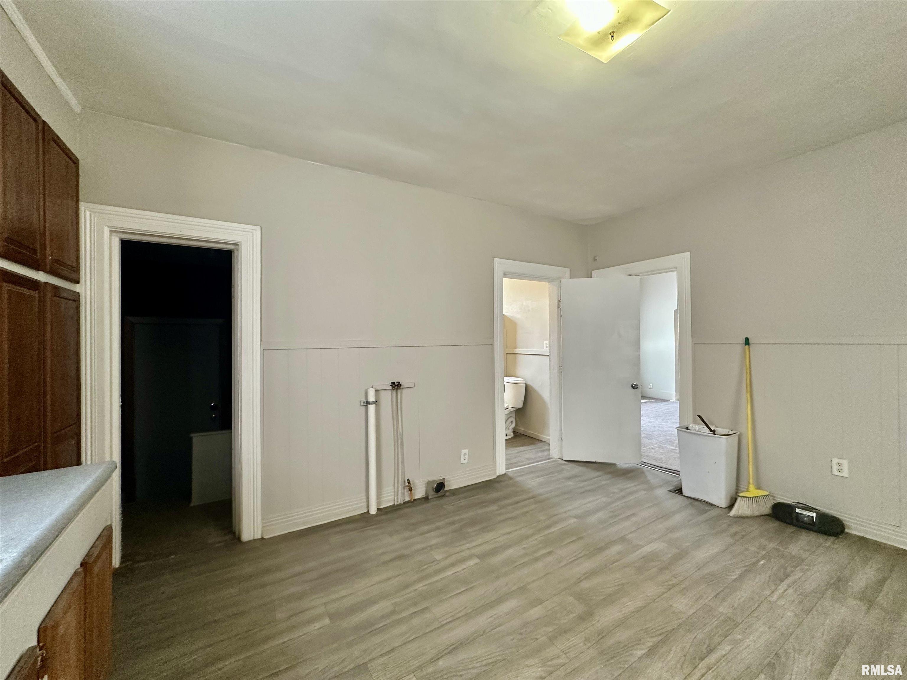 924 South Warren Street Peoria, IL 61605 - Photo 12 of 32