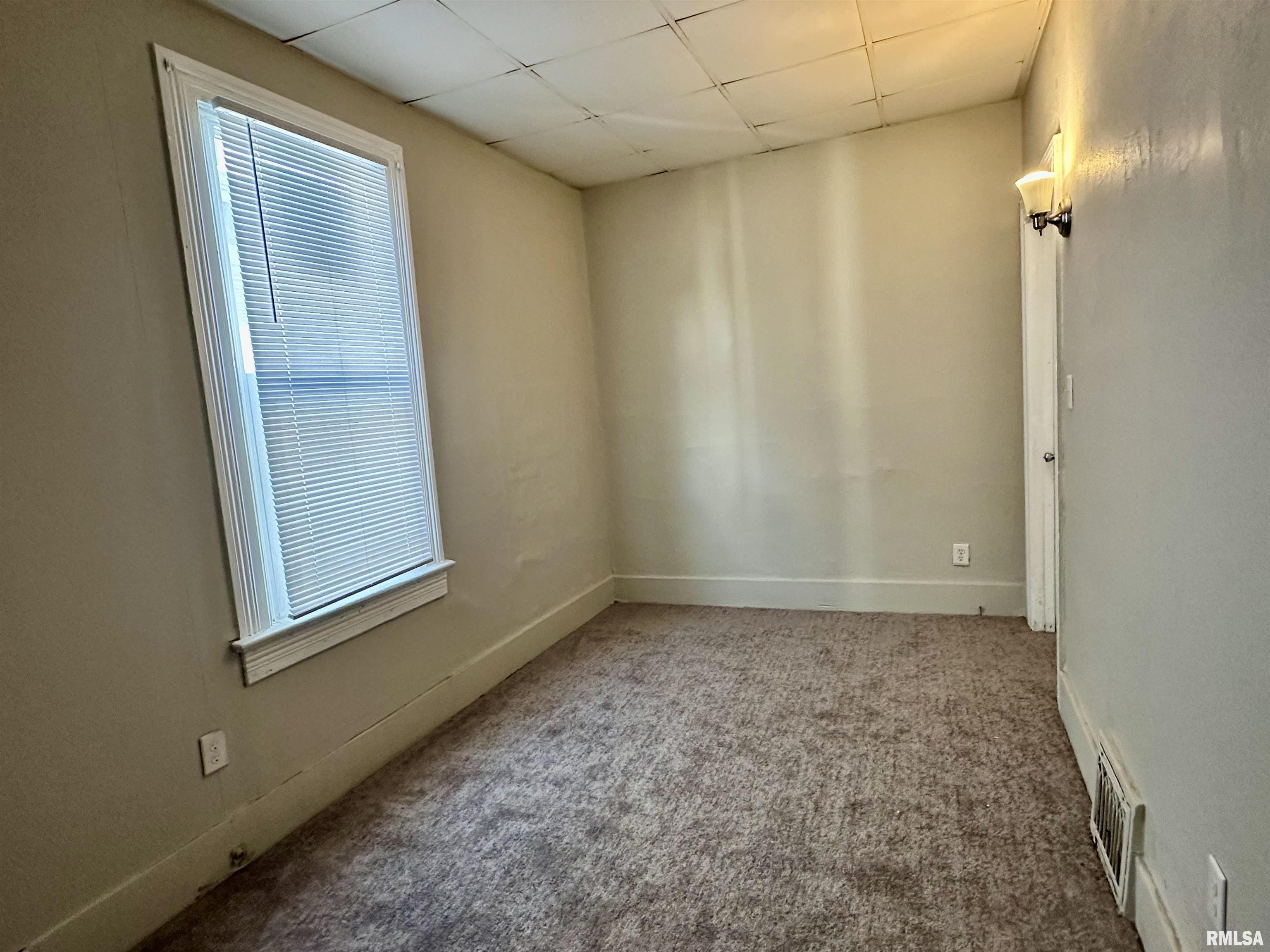 924 South Warren Street Peoria, IL 61605 - Photo 17 of 32
