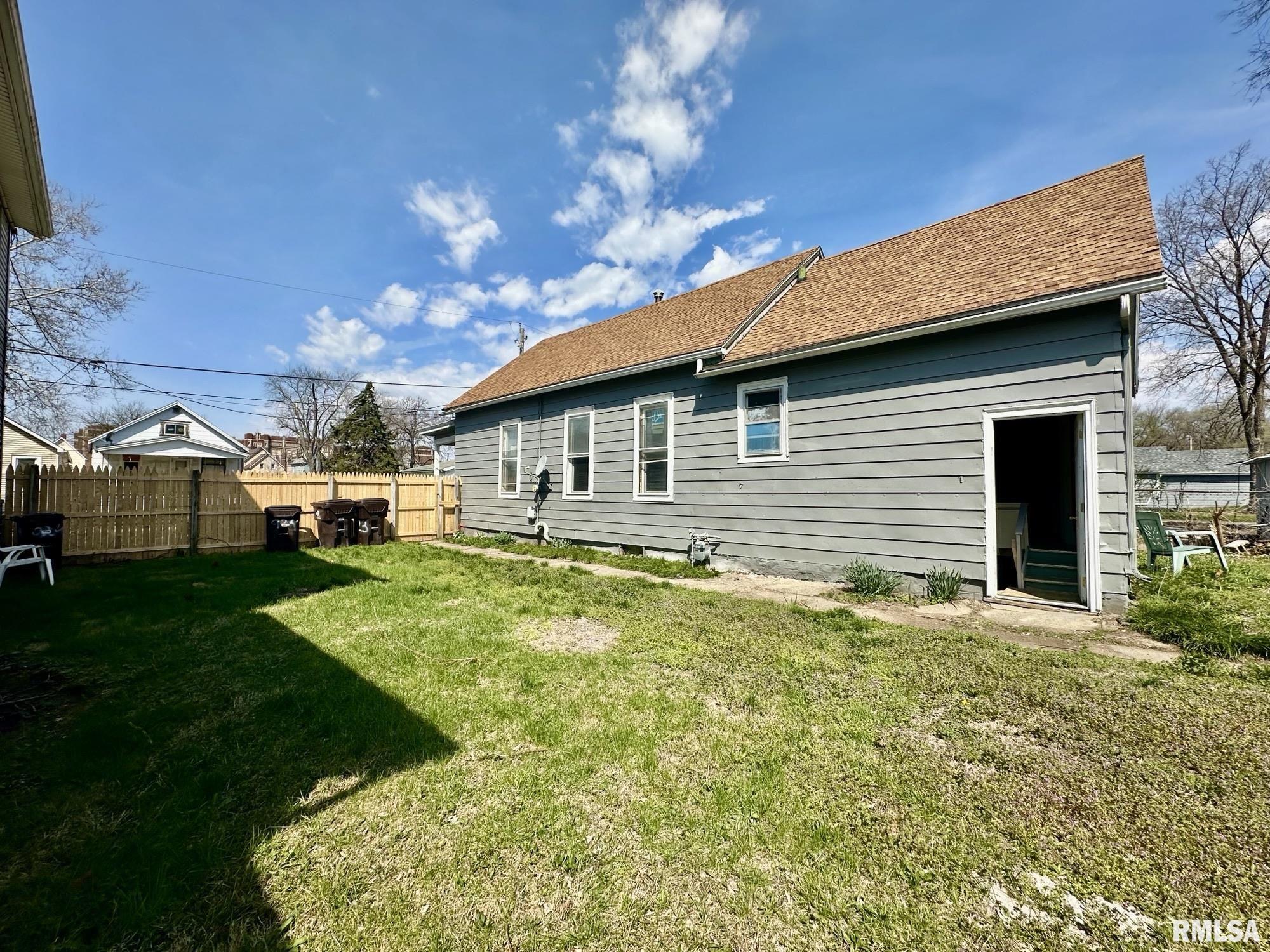 924 South Warren Street Peoria, IL 61605 - Photo 29 of 32