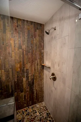 $735,000 | 6832 Northwest 40th Street, El Dorado, KS 67042