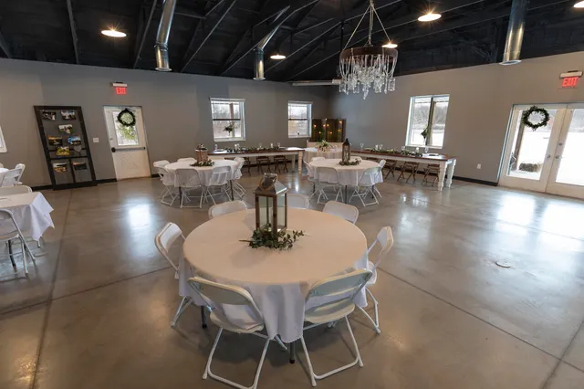 $735,000 | 6832 Northwest 40th Street, El Dorado, KS 67042