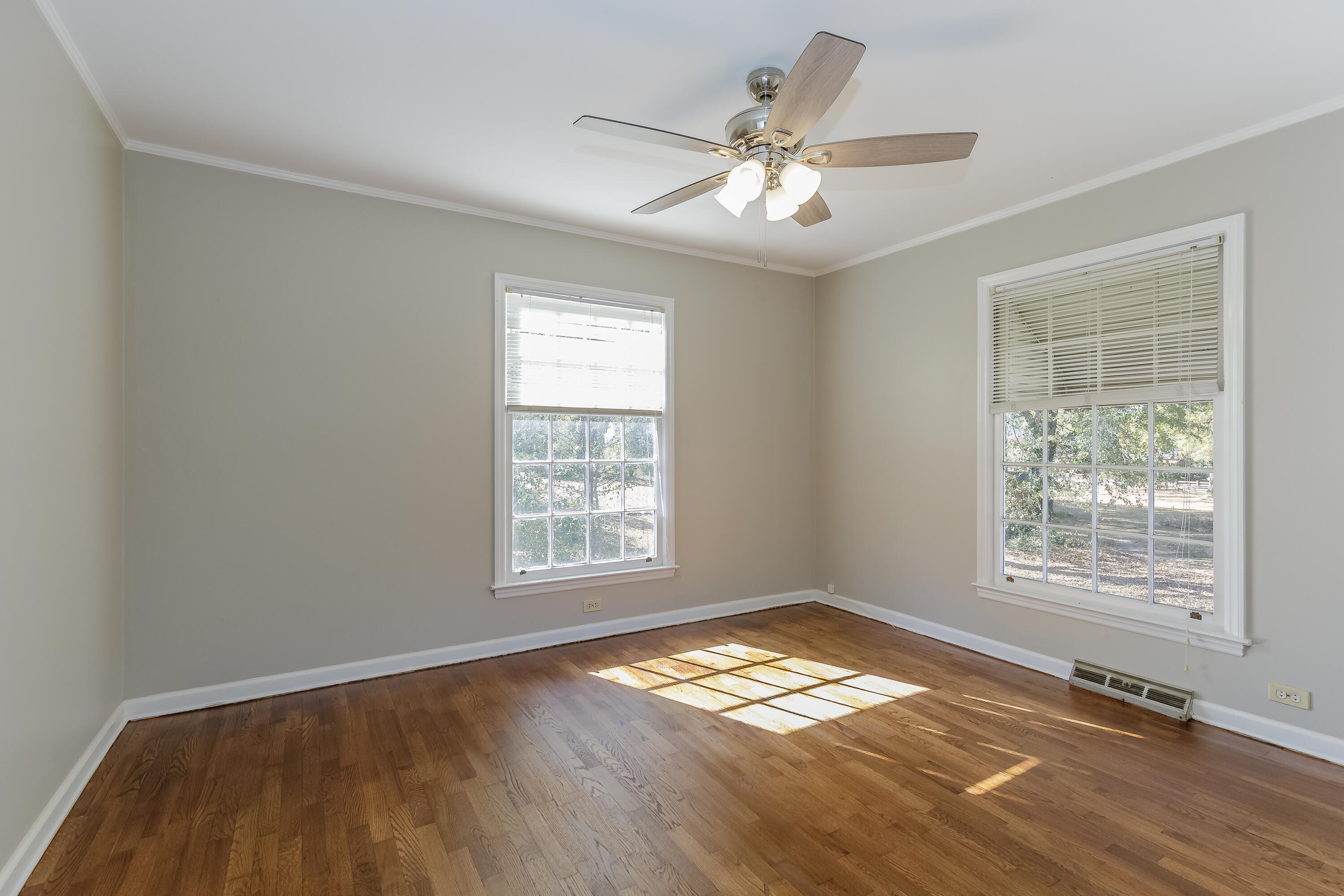 136 Tyler Street Summerville, GA 30747 - Photo 21 of 35 Bedroom 3