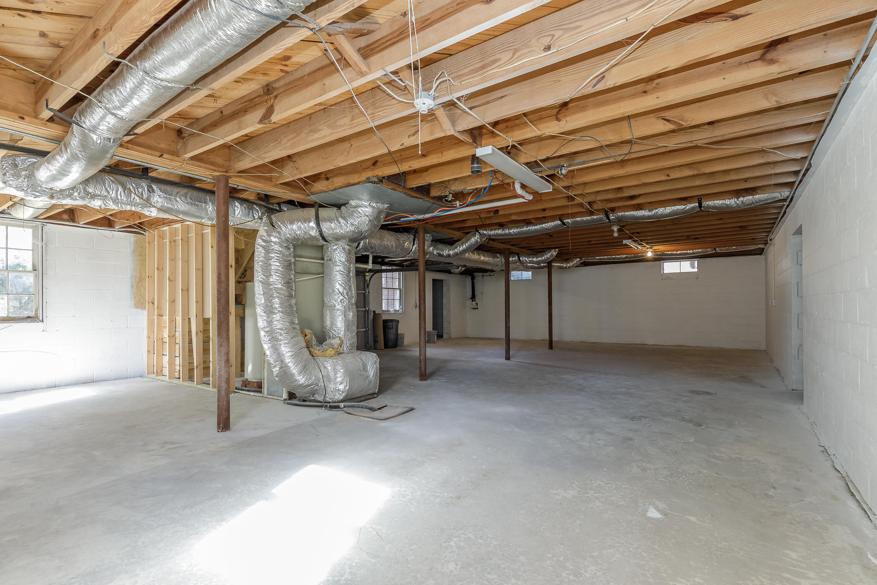 136 Tyler Street Summerville, GA 30747 - Photo 26 of 35 Basement