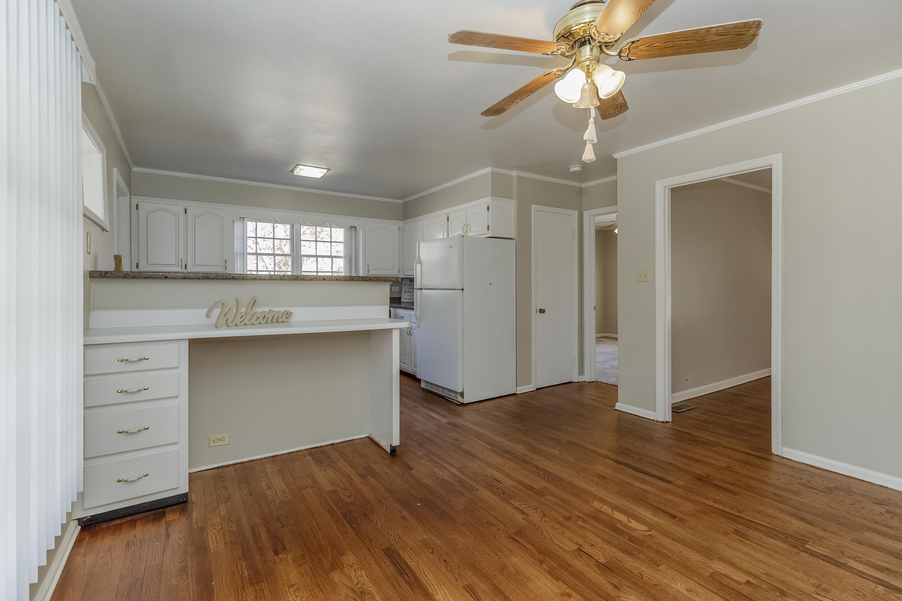 136 Tyler Street Summerville, GA 30747 - Photo 7 of 35 Kitchen / Dining