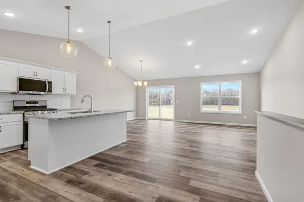 $464,900 | 1001 Buffalo Street, Delano, MN 55328