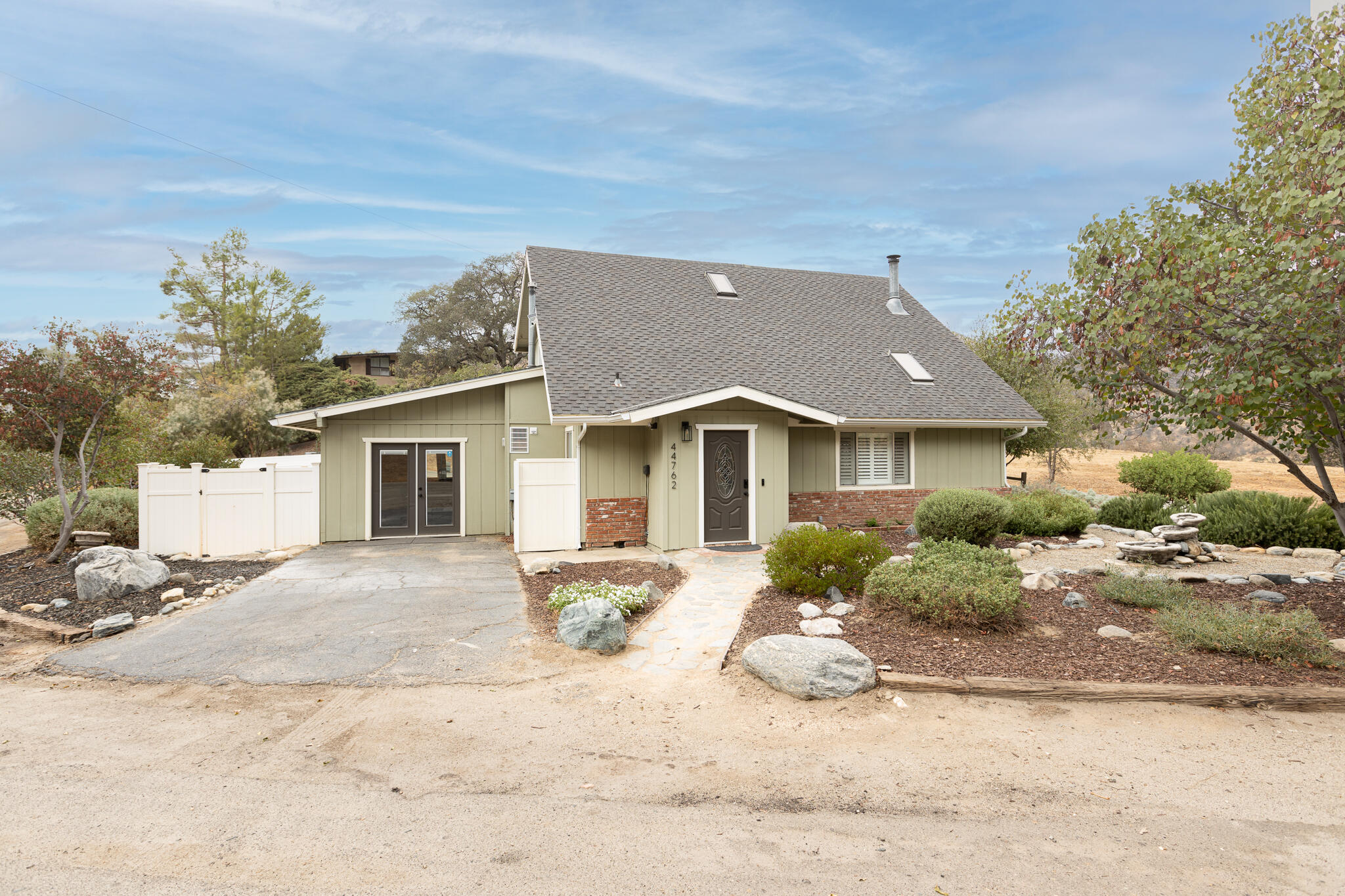 44762 Hammond Drive Three Rivers, CA 93271 - Photo 2 of 83 Hammond Drive-1