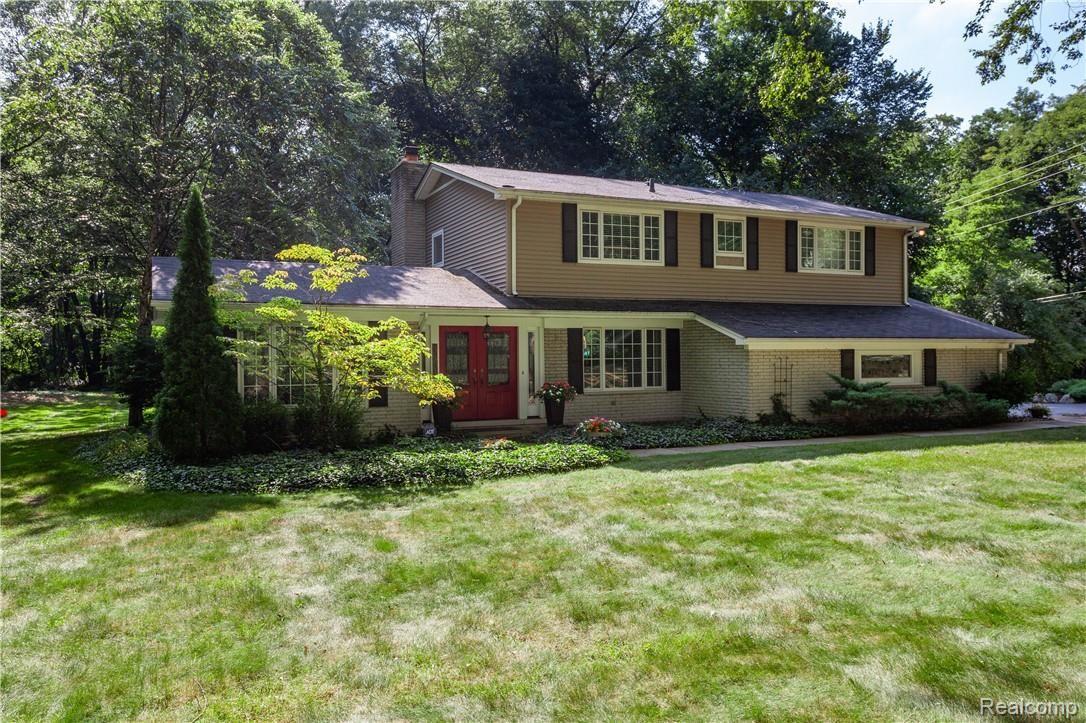 4681 Charing Cross Road Bloomfield Hills, MI 48304 - Photo 23 of 26 IMG_6876.jpg
