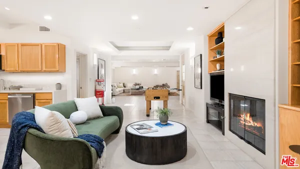 $19,800,000 | 816 Monte Leon Drive, Beverly Hills, CA 90210