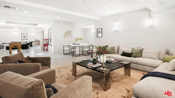 $19,800,000 | 816 Monte Leon Drive, Beverly Hills, CA 90210