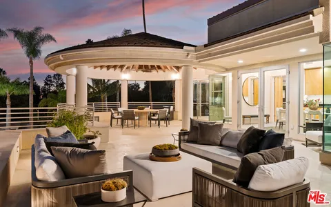 $19,800,000 | 816 Monte Leon Drive, Beverly Hills, CA 90210