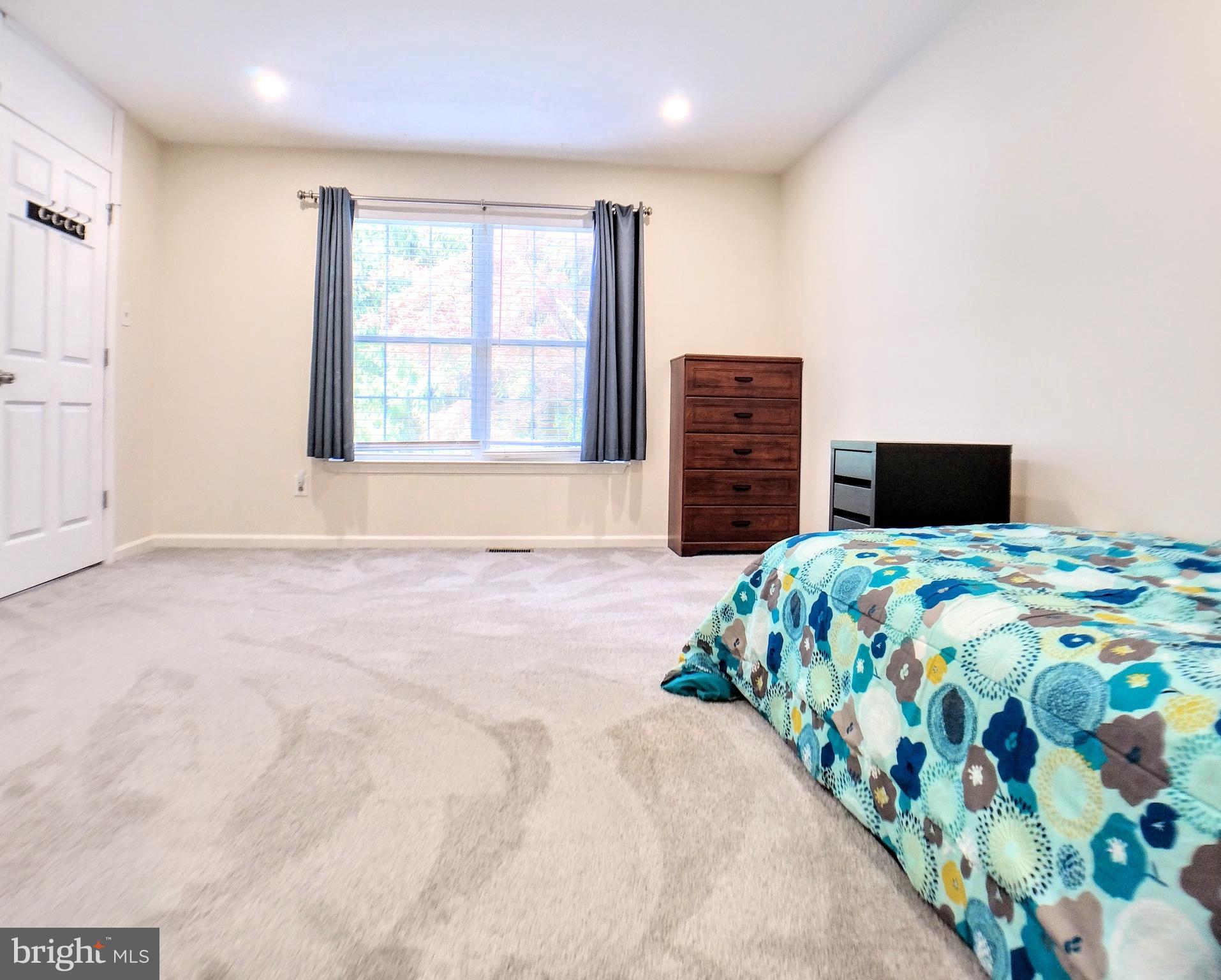 2715 Street Road Warrington, PA 18976 - Photo 19 of 38 4th bedroom, 1st fl