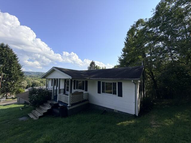 214 Cook Street Lester, WV 25865 - Photo 1 of 25 Gallery Image 1