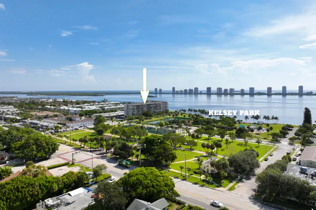 $380,000 | 801 Lake Shore Drive, Unit 817, Lake Park, FL 33403