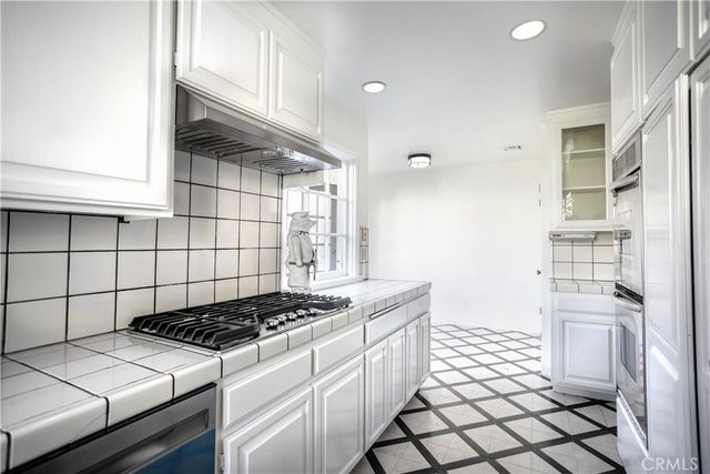 $1,325,000 | 920 Coronado Drive, Glendale, CA 91206