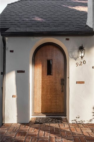 $1,325,000 | 920 Coronado Drive, Glendale, CA 91206