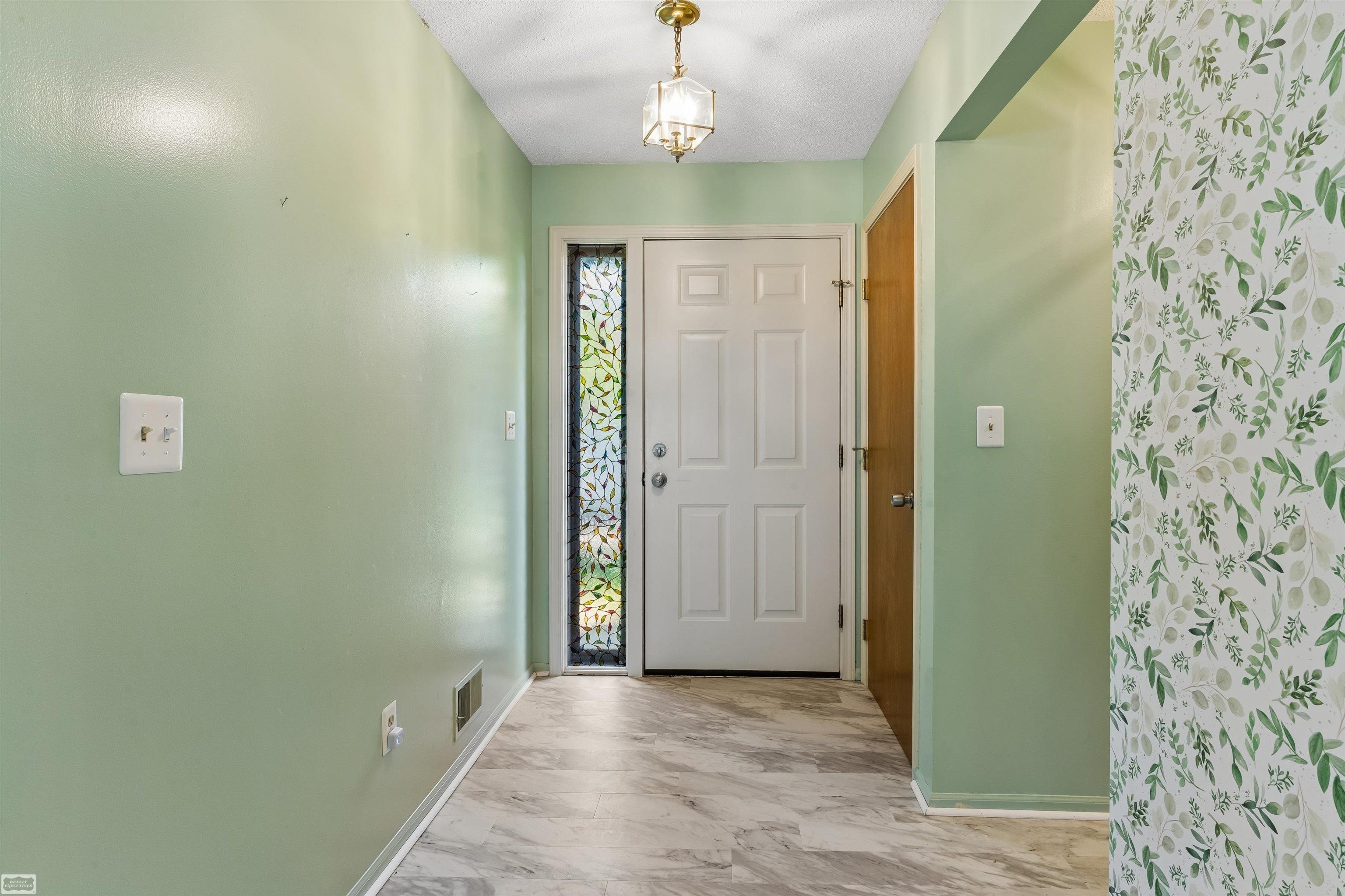 1715 River Road St. Clair, MI 48079 - Photo 14 of 34