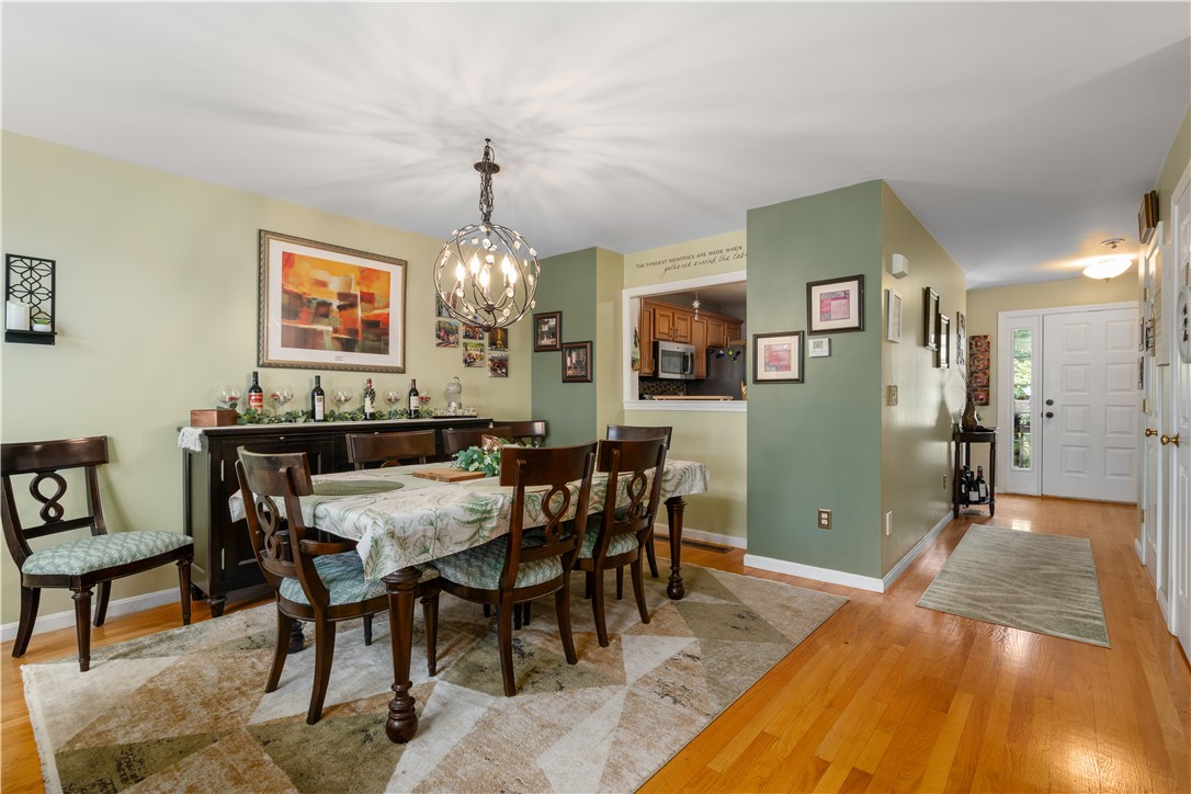 80 Fisher Road, Unit 97 Cumberland, RI 02864 - Photo 10 of 40 Opens to the Living Room