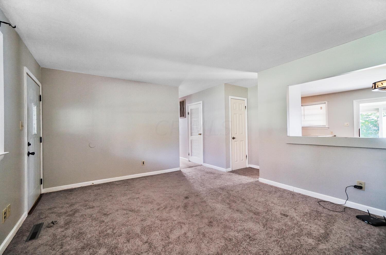 1597 South Hamilton Road Columbus, OH 43227 - Photo 10 of 34 50031043-0046_web