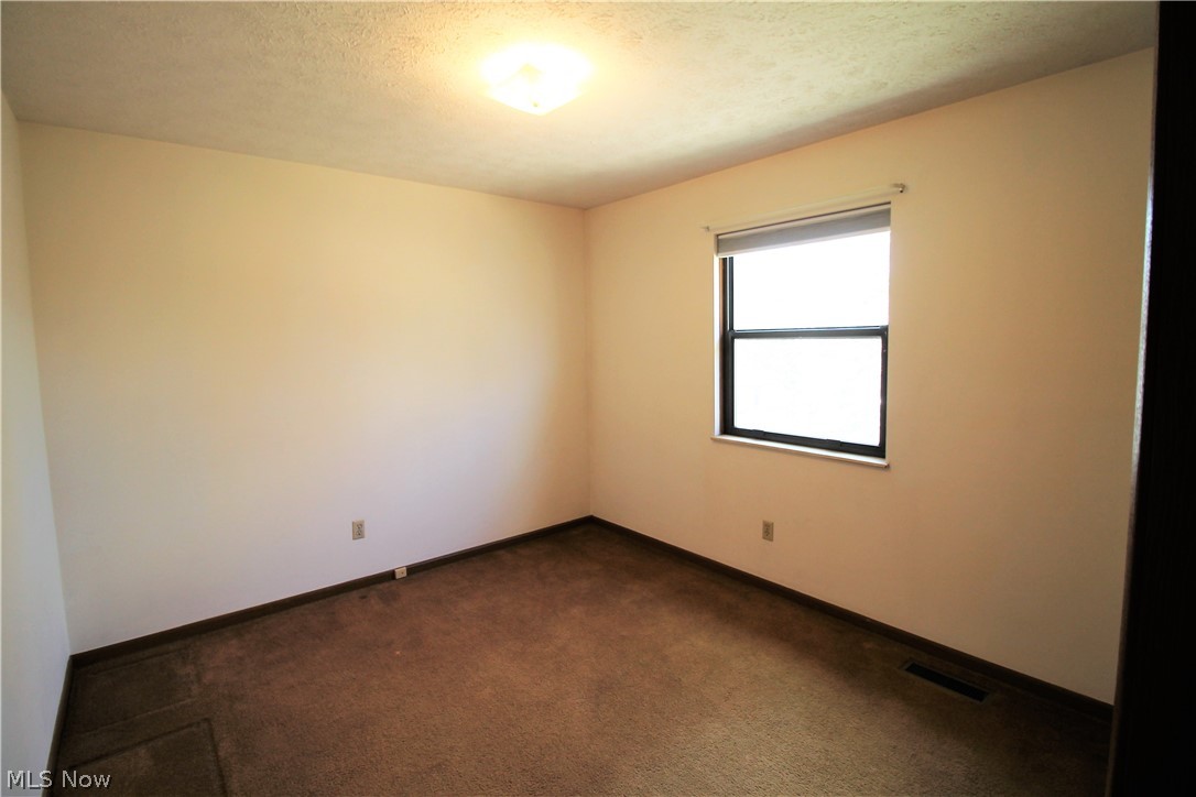 4342-4344 Ellsworth Road Stow, OH 44224 - Photo 13 of 21 Gallery Image 13