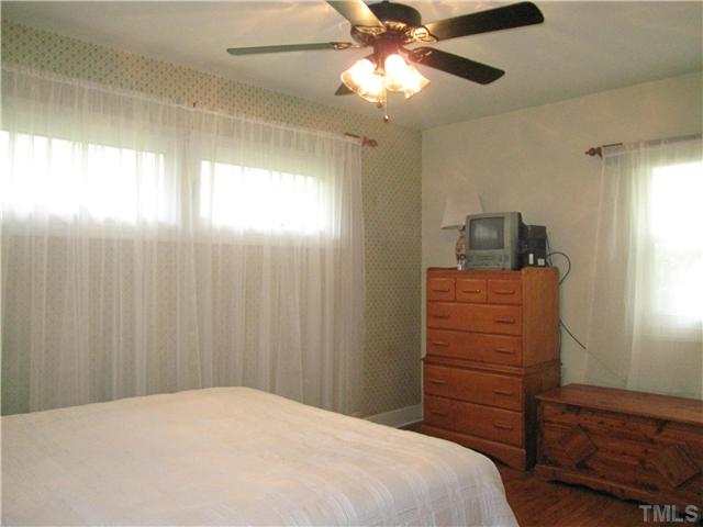 704 Reta Road Durham, NC 27704 - Photo 8 of 18 Gallery Image 8