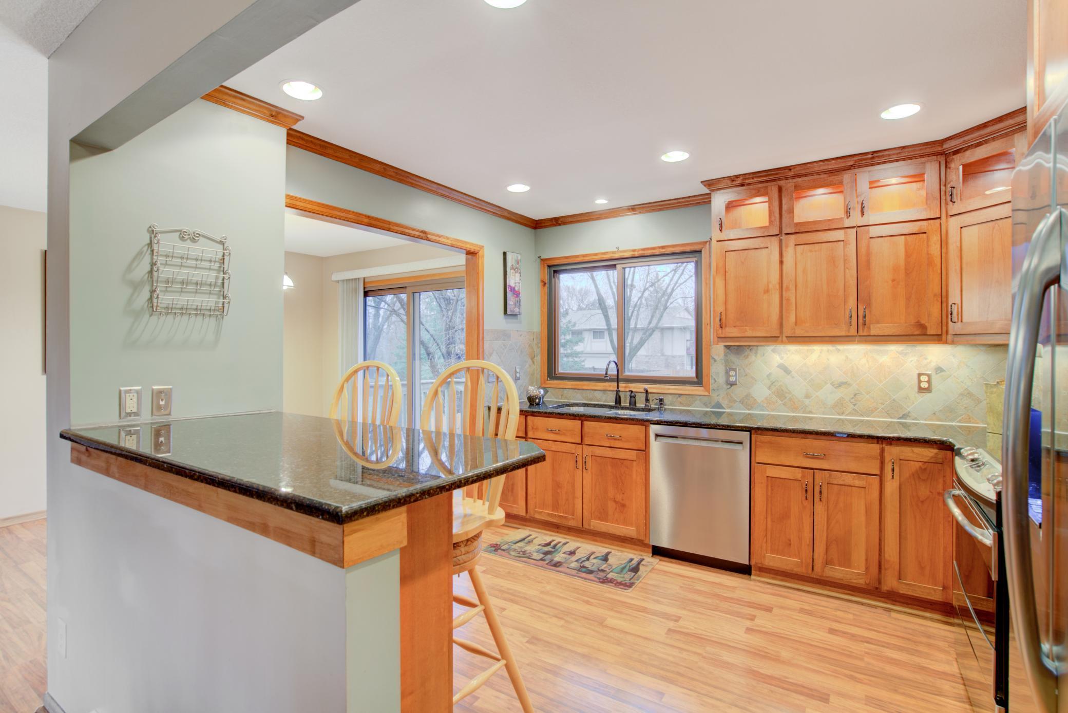 7106 Willow Road Maple Grove, MN 55369 - Photo 6 of 29 Gallery Image 6